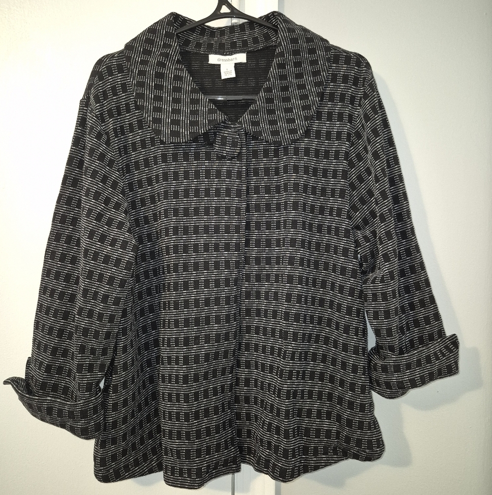 Dressbarn Size Large Black and White Patterned Blazer